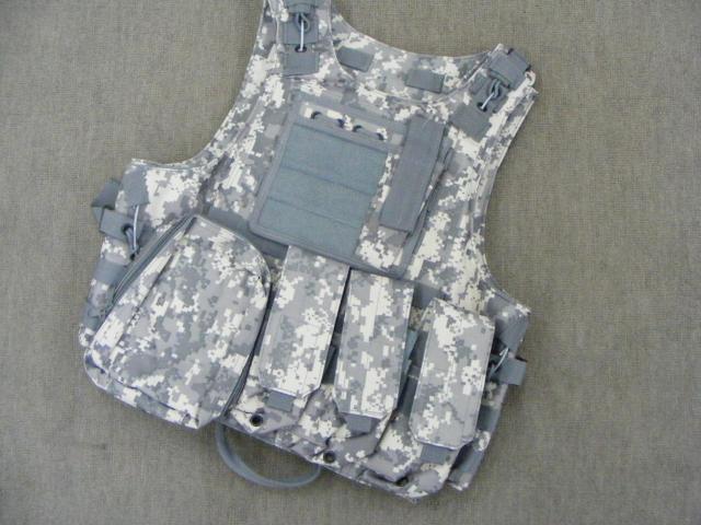ToQ[TACTICAL GEAR BODY ARMOR {fB[A[}[  zr[ 
