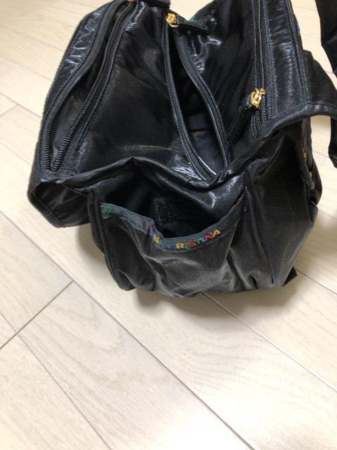 新品未使用ハンドバッグ ショルダーバッグトートバッグブラックポケットたくさん収納充実簡単手入れ撥水仕様軽量華やか素敵 < 女性ファッション  新品未使用ハンドバッグ ショルダーバッグトートバッグブラックポケットたくさん収納充実簡単手入れ撥水仕様軽量華やか素敵 < 女性ファッションの