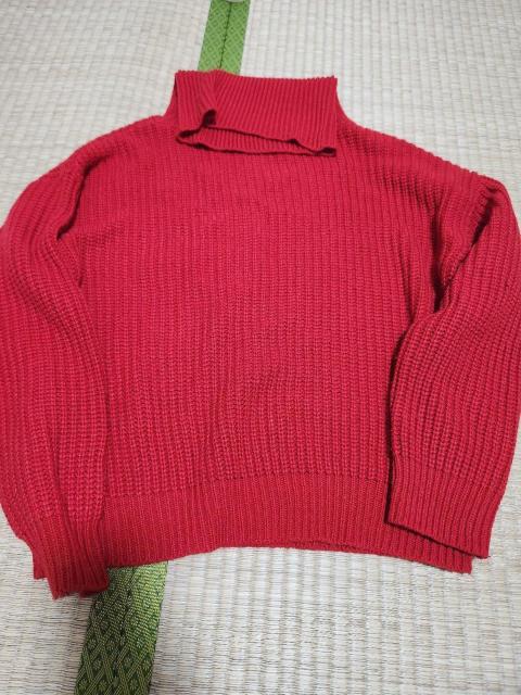美品 赤 レッド タートルニット サイズ→M < 女性ファッション  美品 赤 レッド タートルニット サイズ→M  < 女性ファッションの