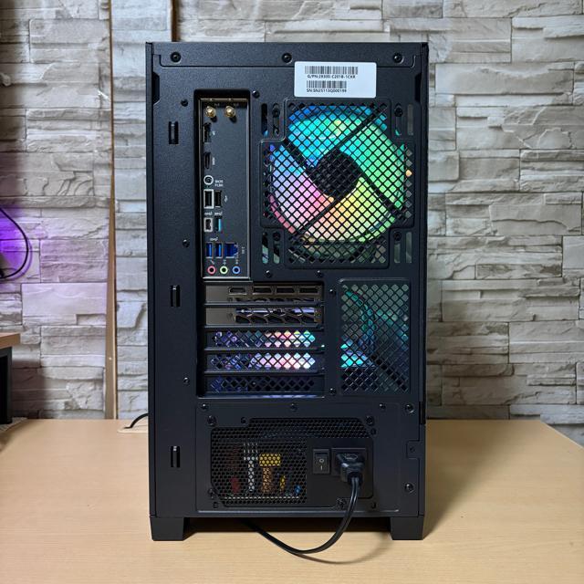 �y�������ȊO�V�i�z�Q�[�~���OPC Ryzen7 7800X3D RTX5070Ti SSD1TB ������32GB 850W �� PC�{��/���Ӌ@��� 