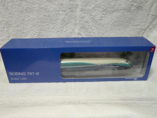 モデルプレーン「B787-8 ボーイングカラー」111 < ホビー  モデルプレーン「B787-8 ボーイングカラー」111  < ホビーの