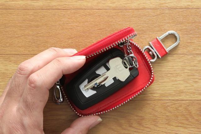 スマートキーケース 本革 クロコデザイン キーレス < 男性ファッション  スマートキーケース 本革 クロコデザイン キーレス < 男性ファッションの