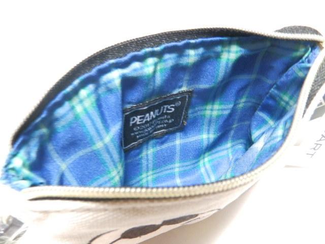 【スヌーピー】可愛い♪伸びるリール&定期パスケース付 刺繍デイリーポーチ < アニメ/コミック/キャラクター 【スヌーピー】可愛い♪伸びるリール&定期パスケース付 刺繍デイリーポーチ < アニメ/コミック/キャラクターの