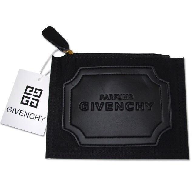 【GIVENCHY】ジバンシー/正規『トートバッグ & ポーチ』新品 < 女性ファッション  【GIVENCHY】ジバンシー/正規『トートバッグ & ポーチ』新品 < 女性ファッションの