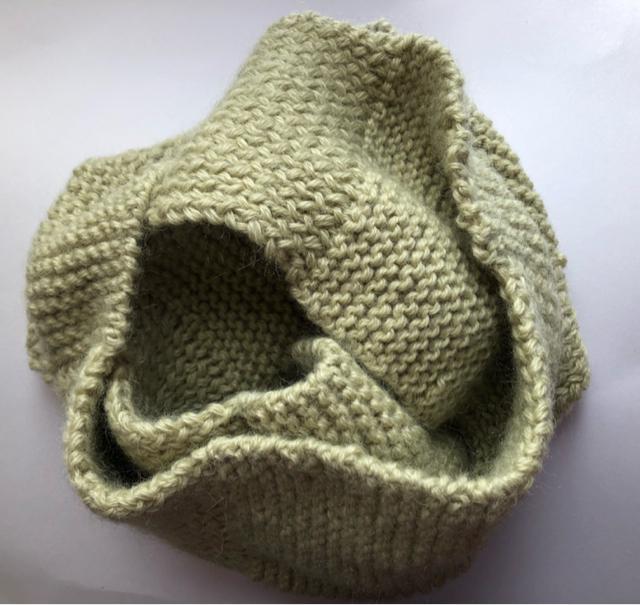 ハンドメイド スヌード 手編み ウール100% 若草色 ナチュラル 男女兼用 SM2好き < 女性ファッション  ハンドメイド スヌード 手編み ウール100% 若草色 ナチュラル 男女兼用 SM2好き < 女性ファッションの