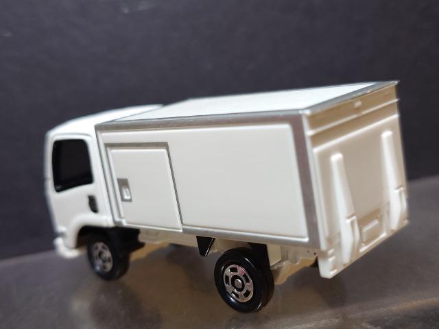 ★赤箱トミカ6★いすゞエルフ★ < ホビー  ★赤箱トミカ6★いすゞエルフ★ < ホビーの