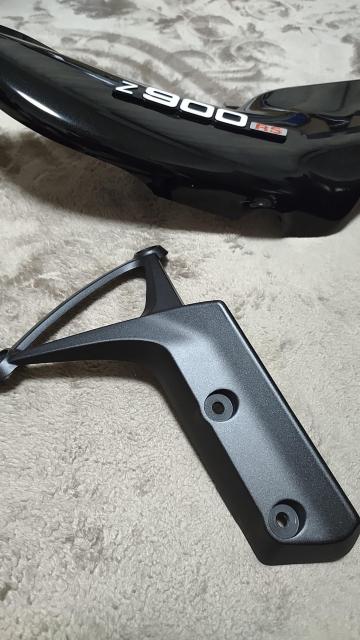 Z900RS SE  CG[{[  VԂ瑖s200` ŎO tF_[A[ F i łB  /oCN