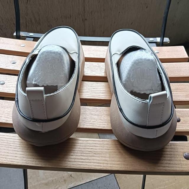 新品 24.5cm レディース 婦人 ホワイト シューズ 靴 ローカット < 女性ファッション  新品 24.5cm レディース 婦人 ホワイト シューズ 靴 ローカット < 女性ファッションの