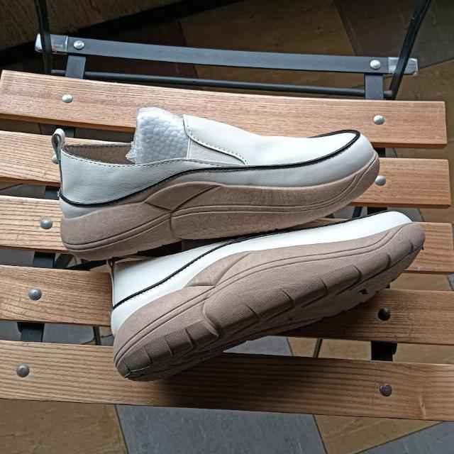 新品 24.5cm レディース 婦人 ホワイト シューズ 靴 ローカット < 女性ファッション  新品 24.5cm レディース 婦人 ホワイト シューズ 靴 ローカット < 女性ファッションの