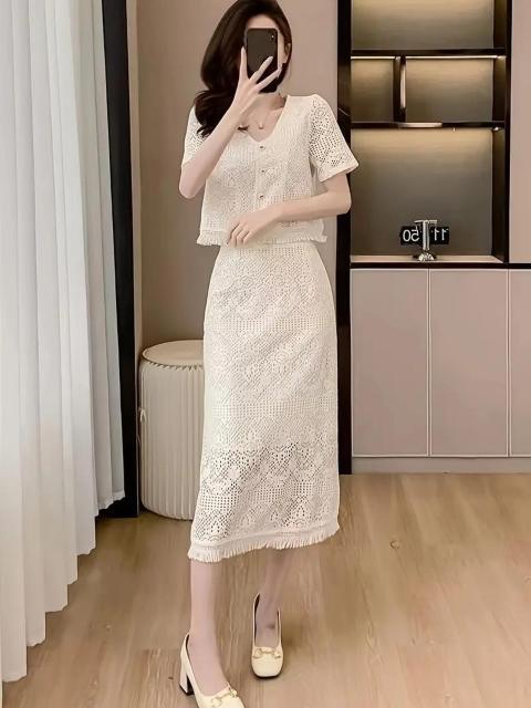爆ヤス価格3790円★春夏用ポリエステル2ピースドレスセット、Vネック、レースディテール 日本サイズM 白 < 女性ファッション  爆ヤス価格3790円★春夏用ポリエステル2ピースドレスセット、Vネック、レースディテール 日本サイズM 白 < 女性ファッションの