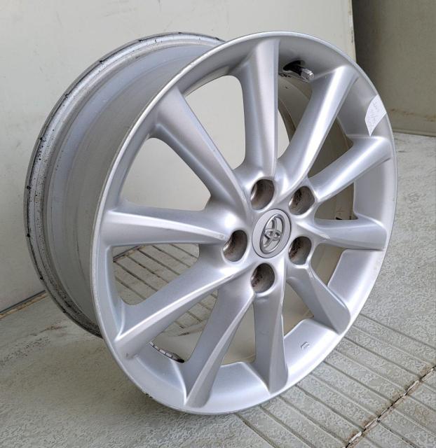 トヨタ エスティマ 純正 アルミホイール 17インチ 7.0J +50 5H114.3 ホイールのみ1本です。 < 自動車/バイク トヨタ エスティマ 純正 アルミホイール 17インチ 7.0J +50 5H114.3 ホイールのみ1本です。 < 自動車/バイク