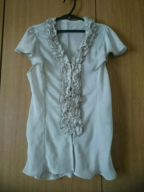 S.P.R☆★フリル半袖ブラウス☆フレアスリーブ★ < 女性ファッション  S.P.R☆★フリル半袖ブラウス☆フレアスリーブ★ < 女性ファッションの