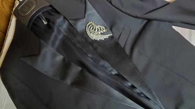 正規レア ドルチェ&ガッバーナ ラグジュアリー 5連ラインアート ビジュークリスタルブローチ L < ブランド  正規レア ドルチェ&ガッバーナ ラグジュアリー 5連ラインアート ビジュークリスタルブローチ L < ブランドの