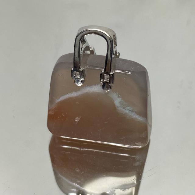 《No.241》天然石桜瑪瑙 鞄型ペンダントトップ ネックレスチェーン付き < 女性アクセサリー/時計  《No.241》天然石桜瑪瑙 鞄型ペンダントトップ ネックレスチェーン付き  < 女性アクセサリー/時計の