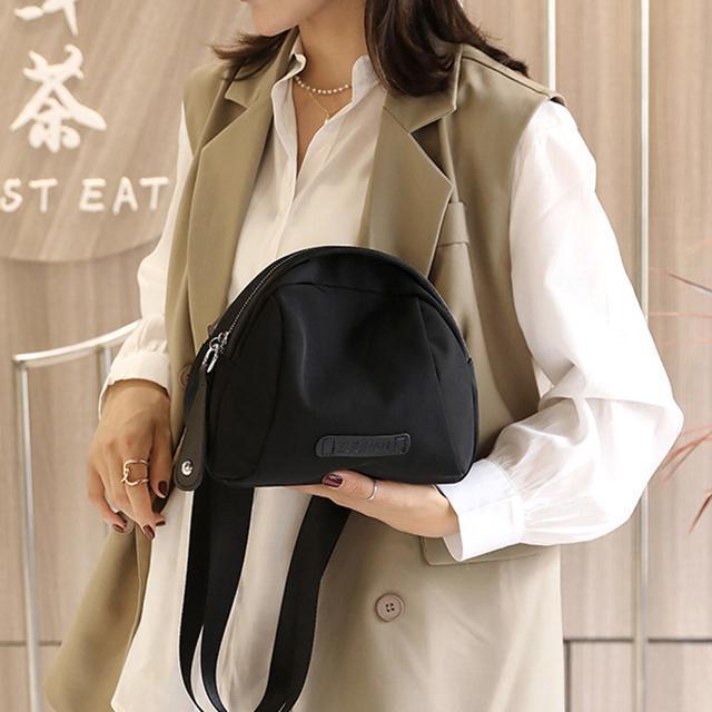 送料無料 新品 ボディバッグ 軽量 ミニショルダーバッグ < 女性ファッション  送料無料 新品 ボディバッグ 軽量 ミニショルダーバッグ < 女性ファッションの