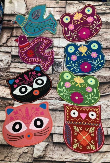 送料無料!インド製 可愛いデザイン!フェルトアニマル刺繍入りブレースマット(画像から)1枚1,100円が < インテリア/ライフ 送料無料!インド製 可愛いデザイン!フェルトアニマル刺繍入りブレースマット(画像から)1枚1,100円が < インテリア/ライフの