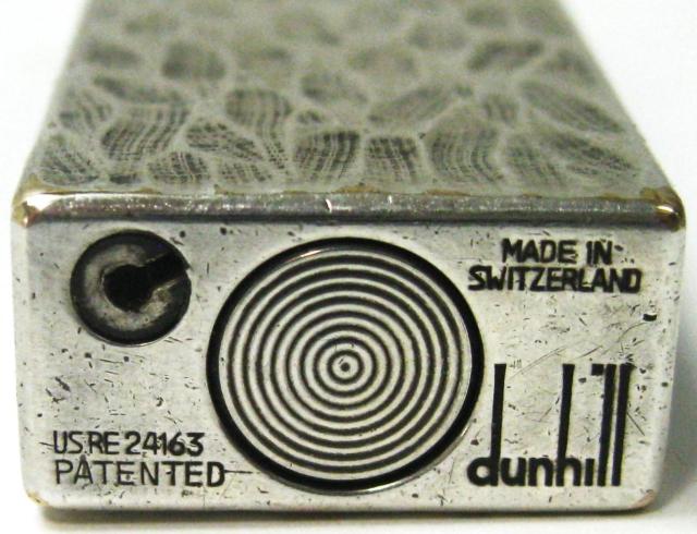 美品 スイス製 ダンヒルDUNHILLライター シルバー+ブラック 赤革ケース付 < ブランド  美品 スイス製 ダンヒルDUNHILLライター シルバー+ブラック 赤革ケース付 < ブランドの