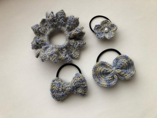 ハンドメイド ヘアゴム シュシュ リボン ウール ブルーミックス < 女性ファッション  ハンドメイド ヘアゴム シュシュ リボン ウール ブルーミックス < 女性ファッションの