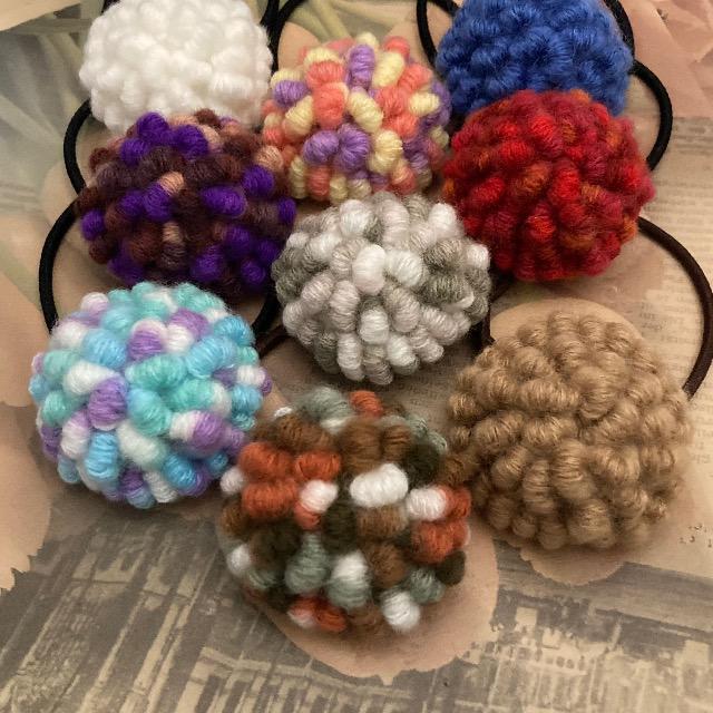 ハンドメイド♪かぎ針編み 毛糸で編んだコロンと丸いヘアゴム < 女性ファッション  ハンドメイド♪かぎ針編み 毛糸で編んだコロンと丸いヘアゴム < 女性ファッションの