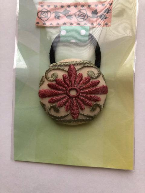 ハンドメイド ヘアゴム 特大 くるみボタン インドレース < 女性ファッション  ハンドメイド ヘアゴム 特大 くるみボタン インドレース < 女性ファッションの