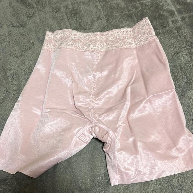 ☆☆☆タンス整理品 衣類 おまとめOK ホームクリーニング済み ピンク系 トリンプ ガードル Mサイズ < 女性ファッション  ☆☆☆タンス整理品 衣類 おまとめOK ホームクリーニング済み ピンク系 トリンプ ガードル Mサイズ < 女性ファッションの