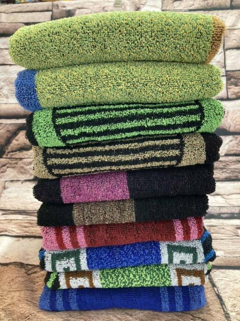 送料無料!『画像から2枚組』厚地736匁 甘撚り 人気の濃色 カラフルジャガードバスタオル < インテリア/ライフ  送料無料!『画像から2枚組』厚地736匁 甘撚り 人気の濃色 カラフルジャガードバスタオル < インテリア/ライフの