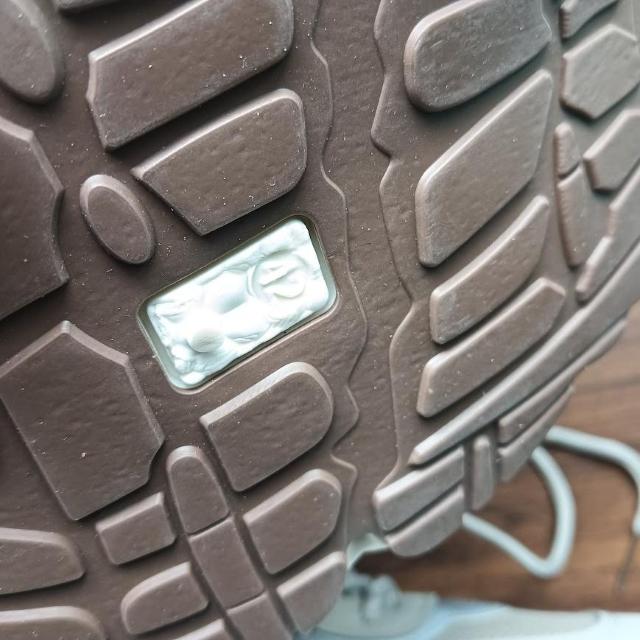 新品 26cm スニーカー ベージュ シューズ 靴 メンズ カジュアル < 男性ファッション  新品 26cm スニーカー ベージュ シューズ 靴 メンズ カジュアル < 男性ファッションの