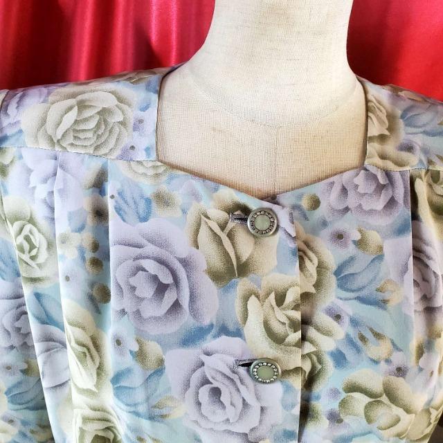 込み★絵麻亥由★素敵!!薔薇柄フレアーロングワンピース★9号★訳アリ < 女性ファッション 込み★絵麻亥由★素敵!!薔薇柄フレアーロングワンピース★9号★訳アリ < 女性ファッションの