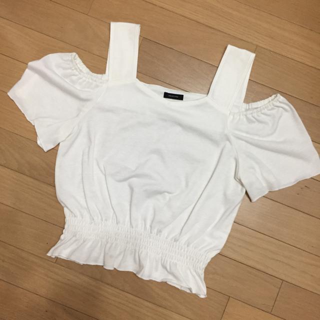 肩見せ 半袖カットソー ホワイト < 女性ファッション  肩見せ 半袖カットソー ホワイト  < 女性ファッションの