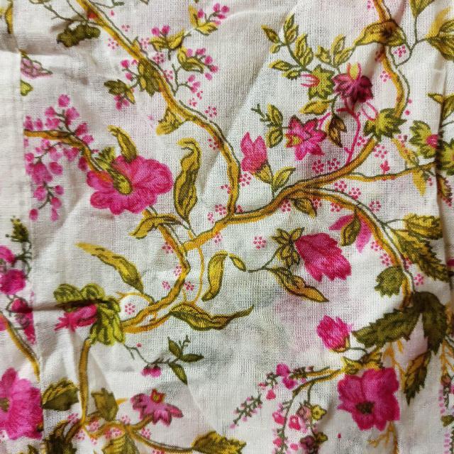 ZAKANAKA★新品★薄手花柄長袖シャツ/白/M < 女性ファッション  ZAKANAKA★新品★薄手花柄長袖シャツ/白/M < 女性ファッションの