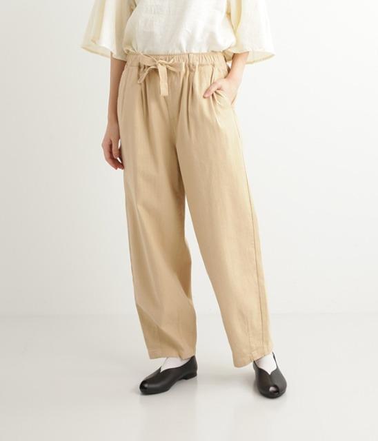 *BLUCIELO* ストレッチピケ サーカスパンツ 新品 ベージュ < 女性ファッション *BLUCIELO* ストレッチピケ サーカスパンツ 新品 ベージュ < 女性ファッションの