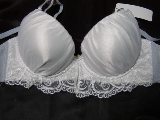 �z���C�g�ƃ��C�g�O���[�g���b�V�T�l���C���[����