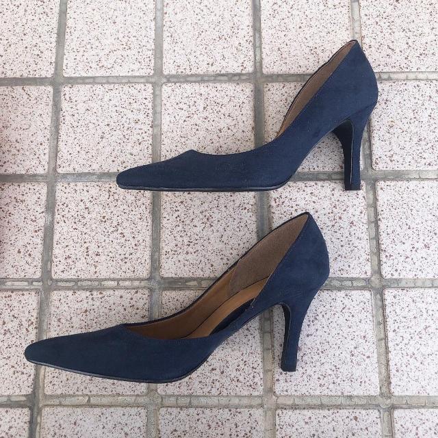 ◆R&E/アール&イー◆定番ポインテッドパンプス★ネイビー22.5cm*8.5cmヒール美品♪ギャル < ブランド ◆R&E/アール&イー◆定番ポインテッドパンプス★ネイビー22.5cm*8.5cmヒール美品♪ギャル < ブランドの