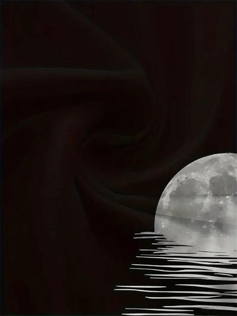 爆ヤス価格890円★メンズ スタイリッシュ ブラックTシャツ、月明かりの波グラフィック付き USAサイズM(日本サイズXL相当) < 男性ファッション 爆ヤス価格890円★メンズ スタイリッシュ ブラックTシャツ、月明かりの波グラフィック付き USAサイズM(日本サイズXL相当) < 男性ファッションの