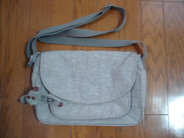 ★キプリング KIPLING 定番ショルダーバッグ★キーホルダー付き 値下げ!最終価格! < ブランド  ★キプリング KIPLING 定番ショルダーバッグ★キーホルダー付き 値下げ!最終価格!  < ブランドの