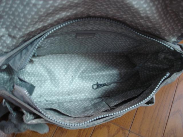 ★キプリング KIPLING 定番ショルダーバッグ★キーホルダー付き 値下げ!最終価格! < ブランド  ★キプリング KIPLING 定番ショルダーバッグ★キーホルダー付き 値下げ!最終価格! < ブランドの