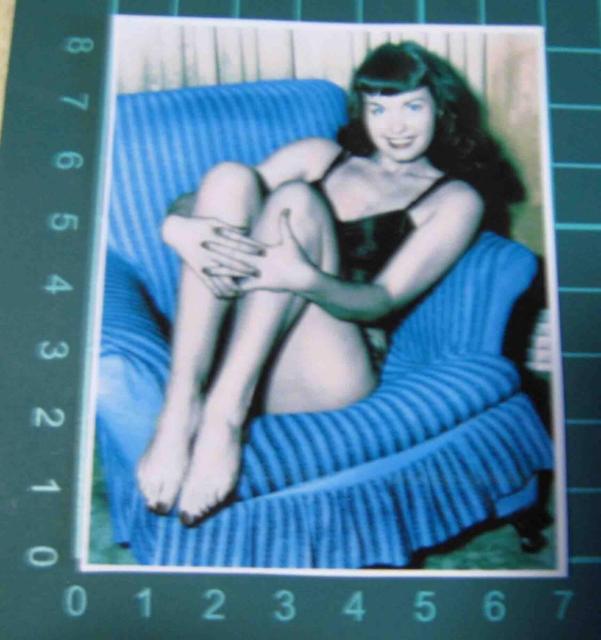 �x�e�B�E�y�C�W�@Bettie Mae Page�@�唻�@���@�X�e�b�J�[  �� �z�r�[�� 