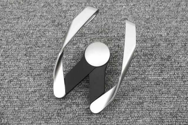 シルバーXブラック スマートフォンホルダー < 自動車/バイク シルバーXブラック スマートフォンホルダー < 自動車/バイク