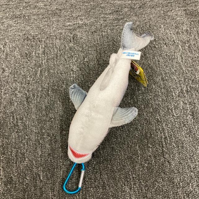 即決 新品 タグ付き ぶるぶる! リアルなサメぬいぐるみ < おもちゃ  即決 新品 タグ付き ぶるぶる! リアルなサメぬいぐるみ < おもちゃの