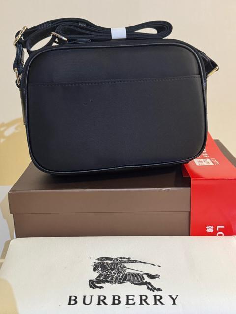 mVinBurberry pfBobO black V_[obO  uh 