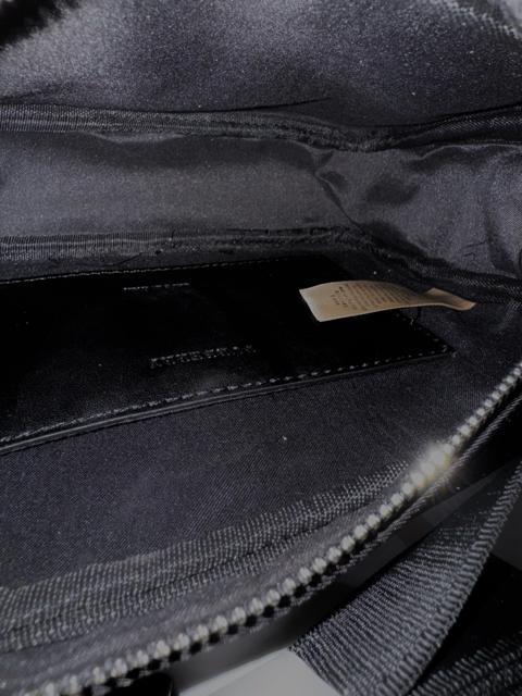 mVinBurberry pfBobO black V_[obO  uh 
