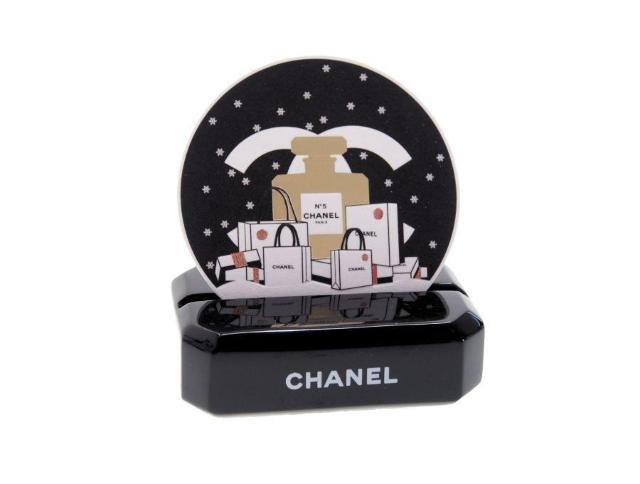 �V���l�� �m�x���e�B ��ド�E���h�~���[��� �K���X�X�^���h CHANEL BEAUTE �y���K�i�z �� �u�����h�� 