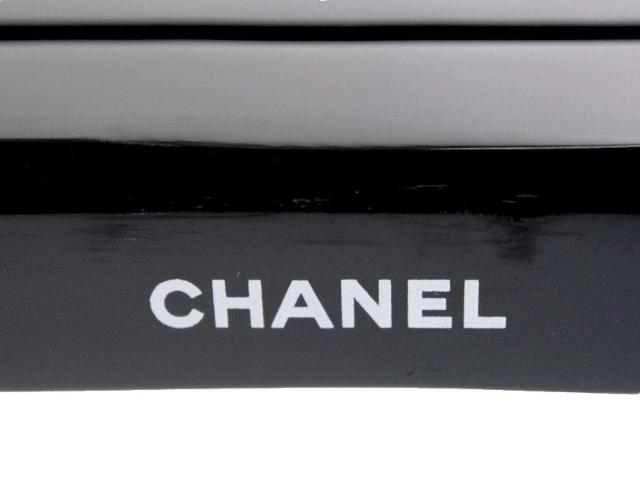 �V���l�� �m�x���e�B ��ド�E���h�~���[��� �K���X�X�^���h CHANEL BEAUTE �y���K�i�z �� �u�����h�� 