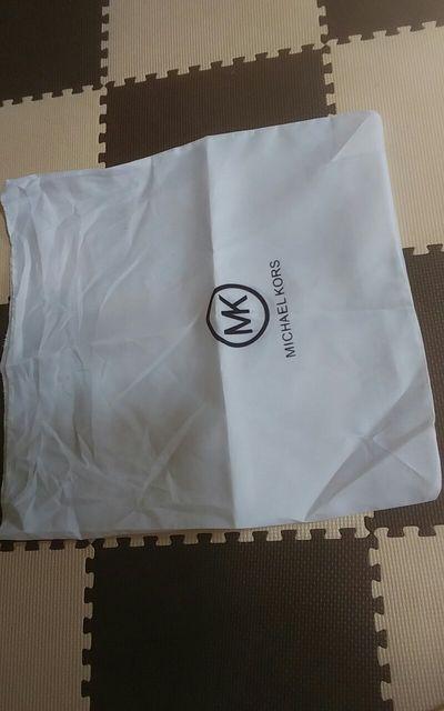MICHEL KORS 布 ショップ袋 美品 < 女性ファッション  MICHEL KORS 布 ショップ袋 美品  < 女性ファッションの
