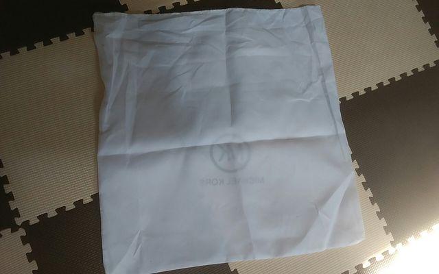 MICHEL KORS 布 ショップ袋 美品 < 女性ファッション  MICHEL KORS 布 ショップ袋 美品 < 女性ファッションの