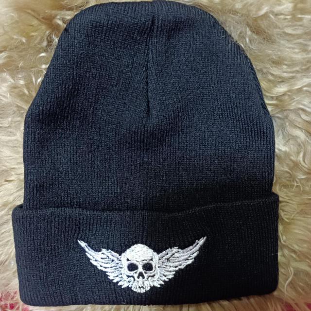 新品★ウィングスカル刺繍ニット帽/ブラック < 男性ファッション  新品★ウィングスカル刺繍ニット帽/ブラック  < 男性ファッションの