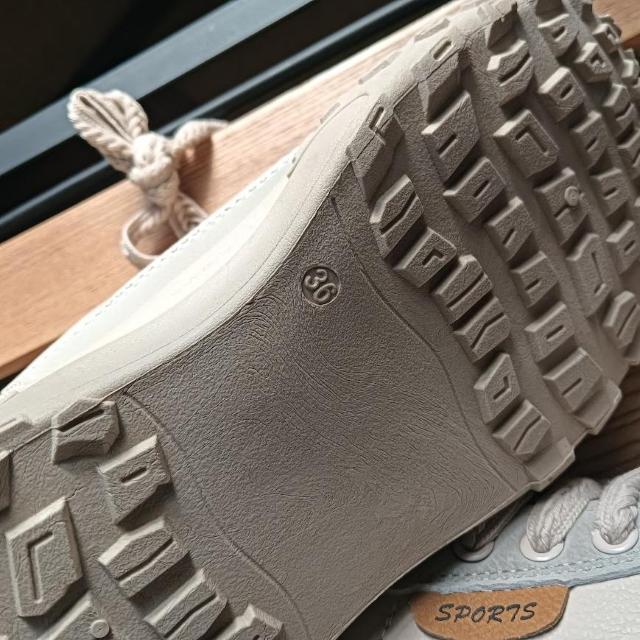 新品 23cm レディース スニーカー ブラウン シューズ 靴 ローカット < 女性ファッション  新品 23cm レディース スニーカー ブラウン シューズ 靴 ローカット < 女性ファッションの