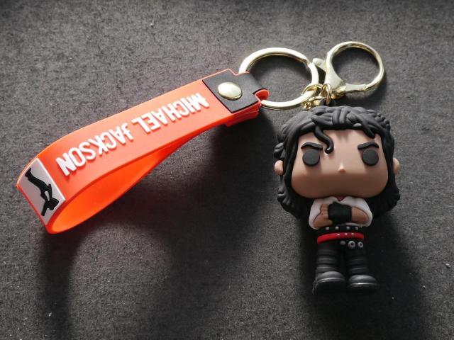 新品 マイケル・ジャクソン フィギュアマスコット キーホルダー バッグチャーム B < 男性ファッション 新品 マイケル・ジャクソン フィギュアマスコット キーホルダー バッグチャーム B < 男性ファッションの