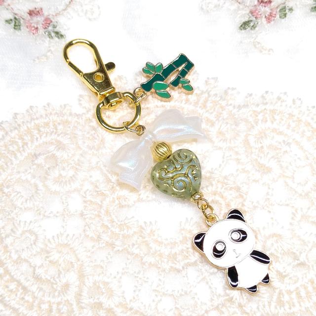 �n���h���C�h���L�[�z���_�[���p���_ 