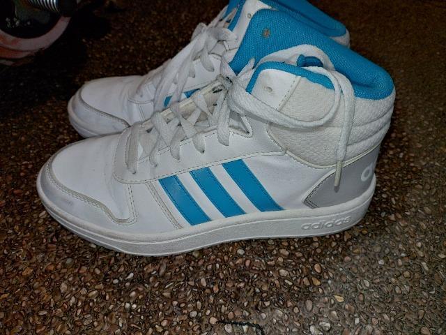 adidas ハイカットスニーカー バッシュ  アディダス  23.5cm < 女性ファッション  adidas ハイカットスニーカー バッシュ  アディダス  23.5cm < 女性ファッションの